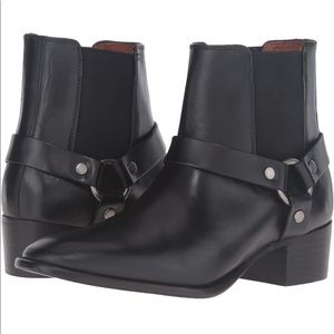 Frye Dara Chelsea harness bootie